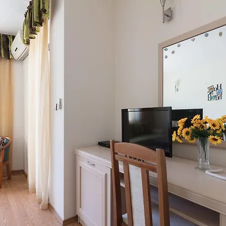Appartement ❤ 1bedroom Quite W Kitchen&balcony❤fb❤